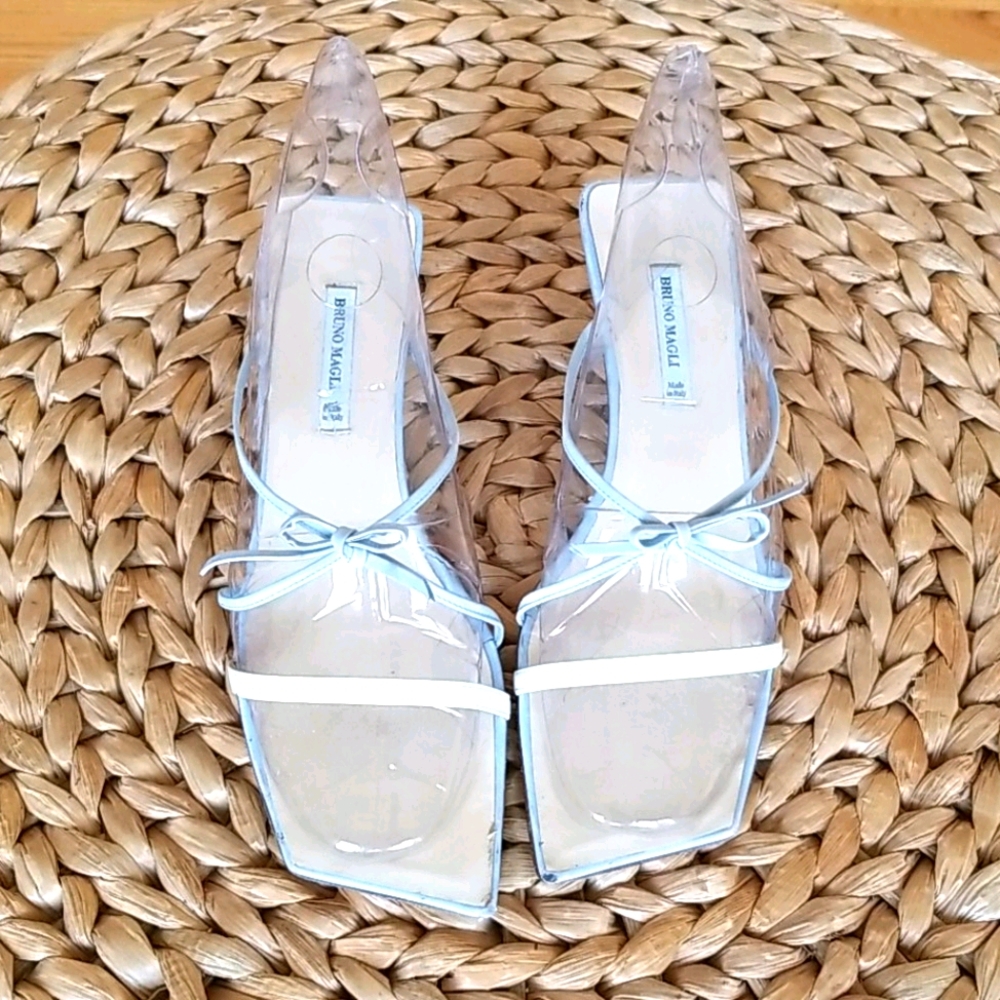 $ALE Bruno Magli Square Toe Kitten Heel Spring